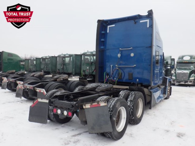 2022-kenworth-t680-image-9