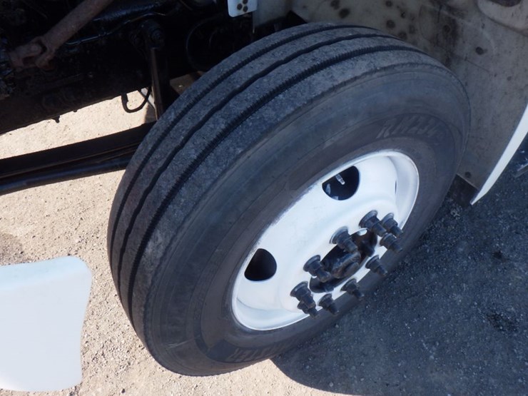 2016-hino-338-image-14