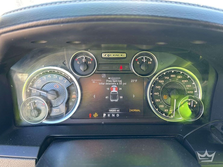 2017-dodge-1500-image-15