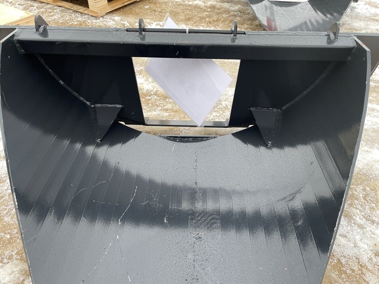 #2355-•-wolverine-tree-spade-image-12