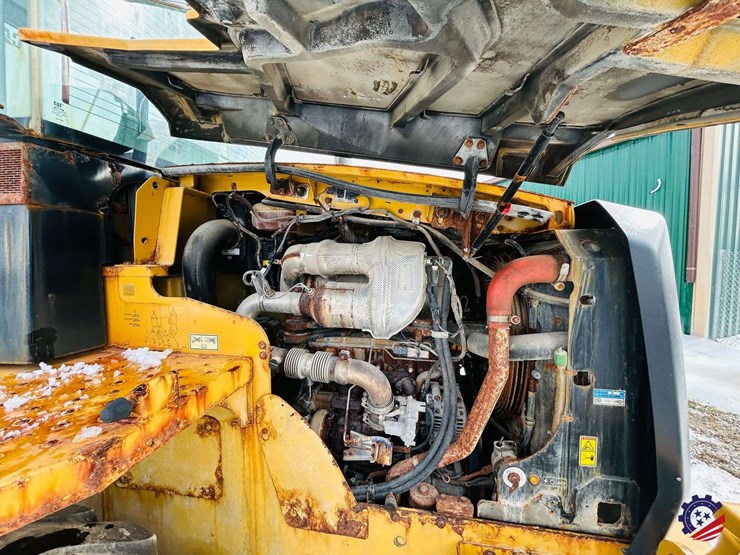 caterpillar-914m-image-73