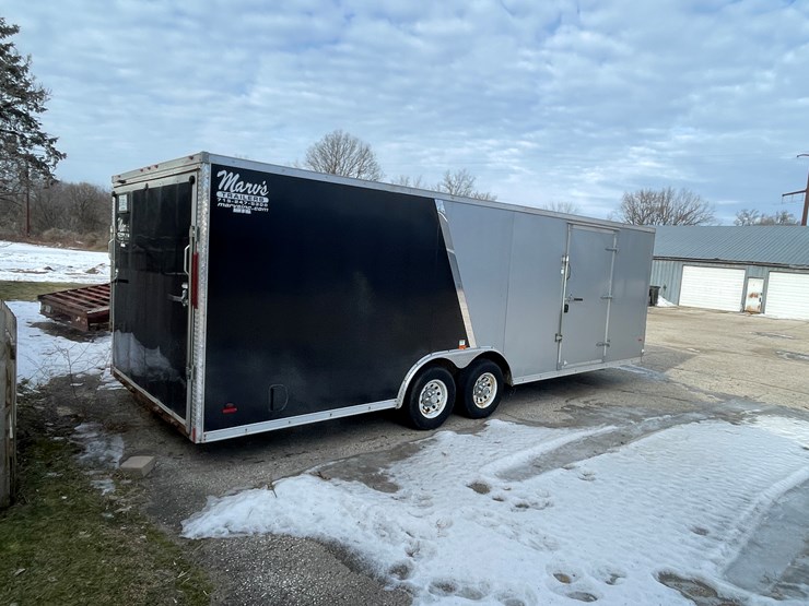 #4004-•-2016-enclosed-24'-rc-trailer-(has-wi-title)-image-5
