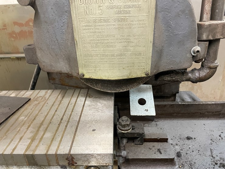 #5972-•-brown-and-sharpe-surface-grinding-machine-image-8
