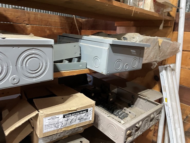 #7249-•-contents-of-(2)-shelving-units-image-10