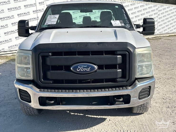 2015-ford-f350-image-24