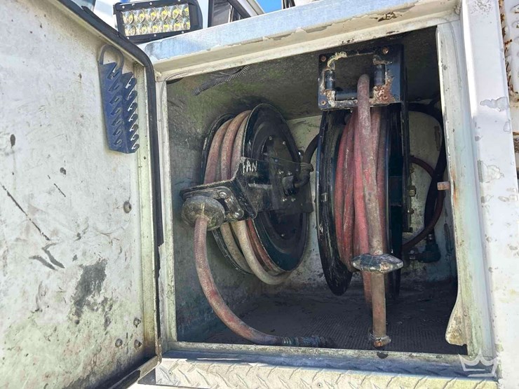 2003-sterling-l8500-image-29