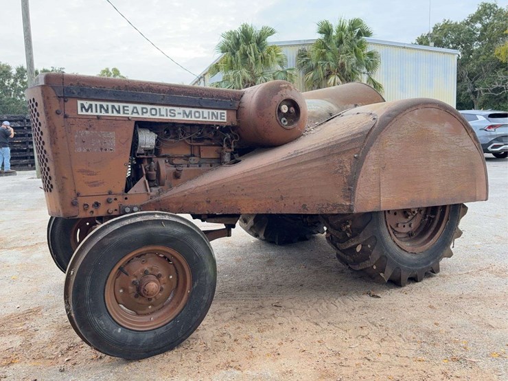 minneapolis-moline-lp-orchard-image-4