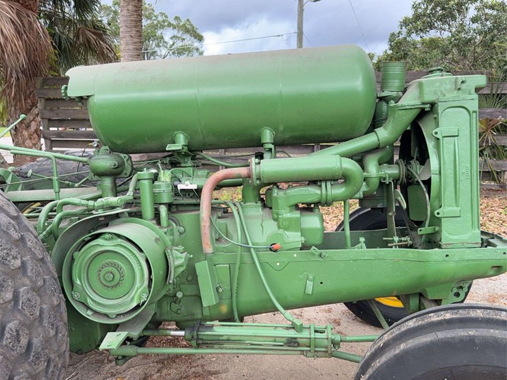 john-deere-620-image-11