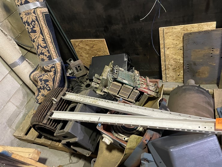 #7007-•-pile-of-scrap-iron-image-8