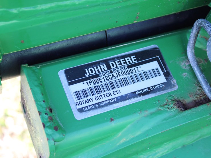 2019-john-deere-e12-image-5