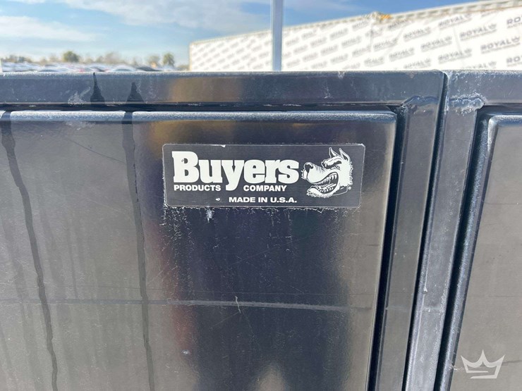 2017-isuzu-nrr-image-19