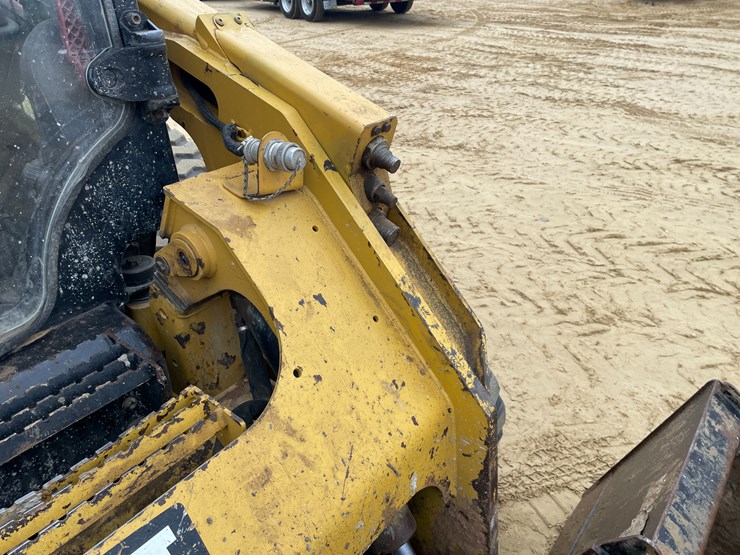 caterpillar-279d-image-25