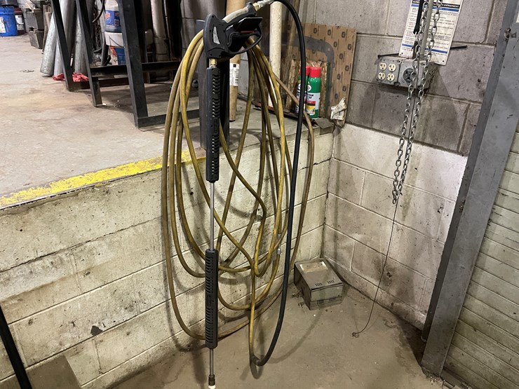 #5993-•-alkota-hot-water-pressure-washer-image-11