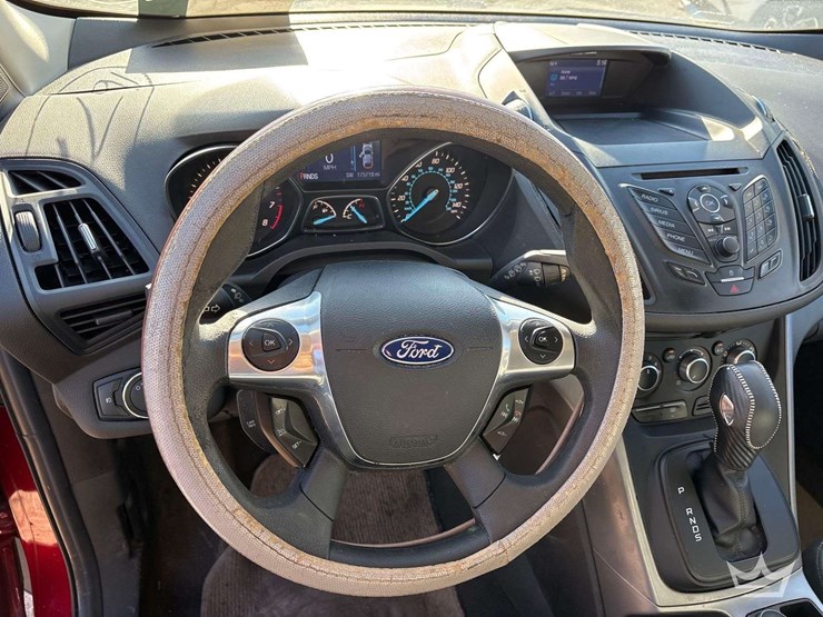 2014-ford-escape-image-13