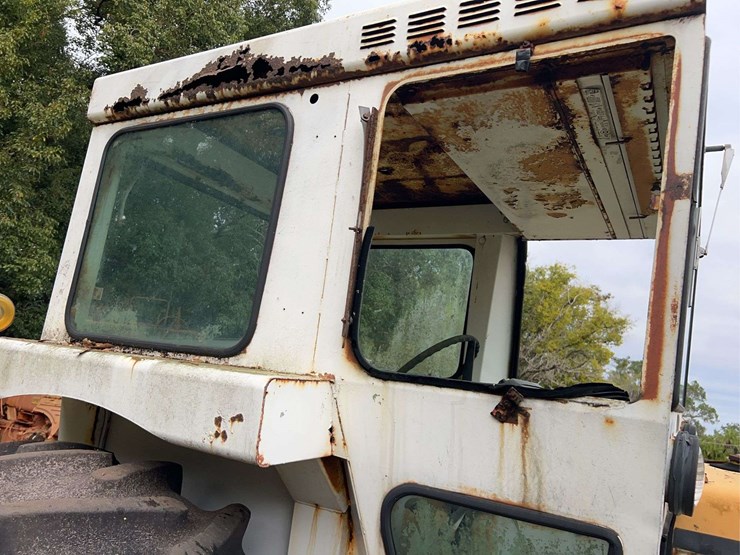 minneapolis-moline-g1050-image-39