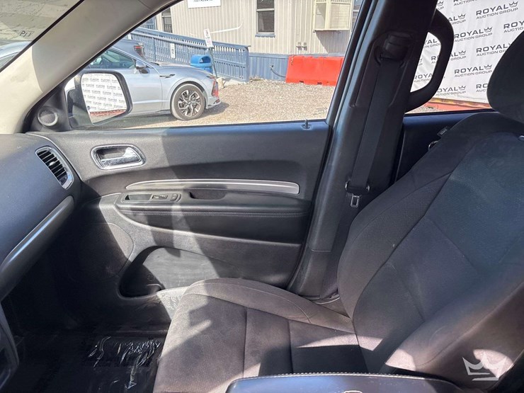 2013-dodge-durango-image-19