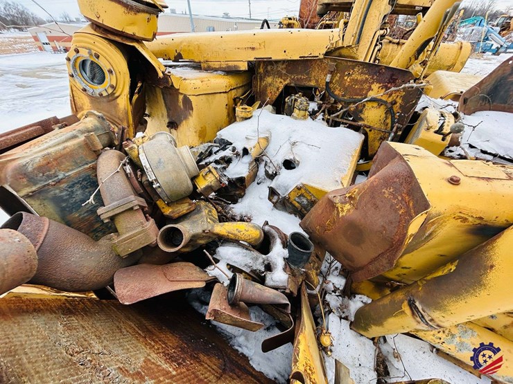 caterpillar-621-image-28