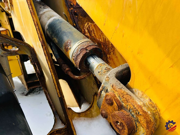 caterpillar-914m-image-41