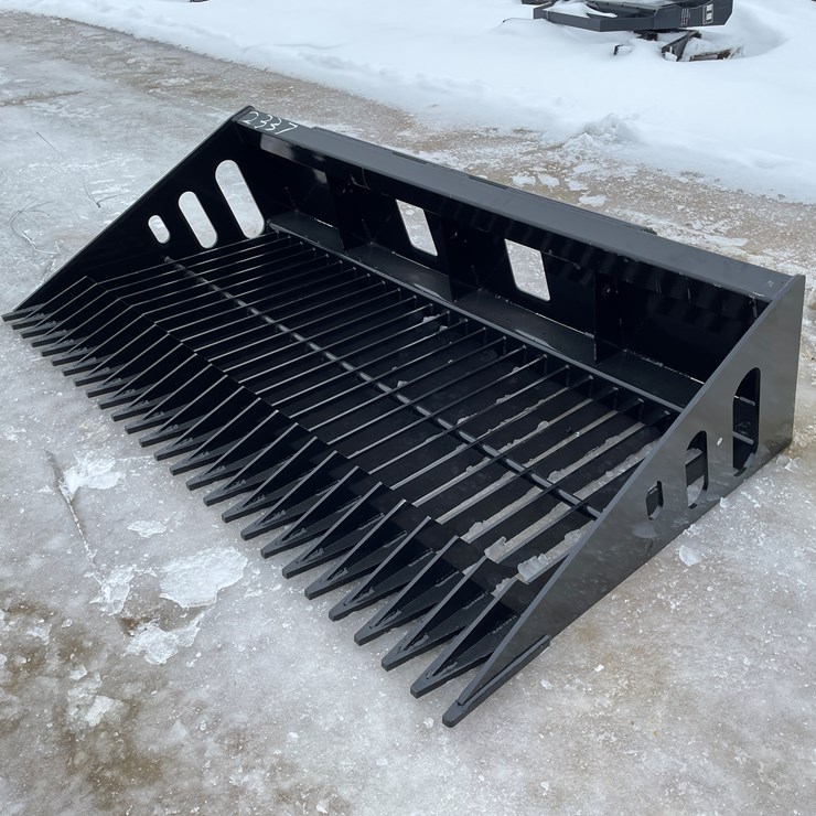 #2337 • Wolverine Skeleton Bucket