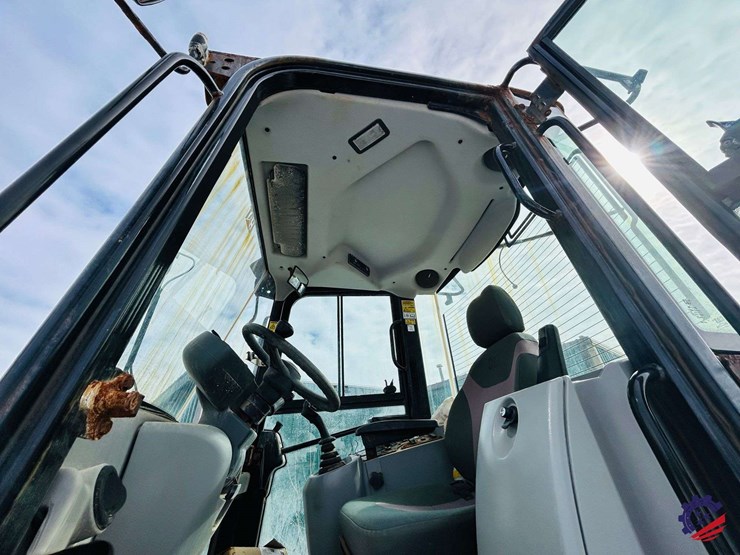 caterpillar-914m-image-95