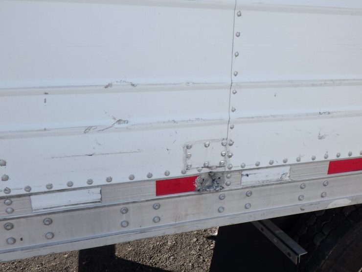 2011-great-dane-super-seal-image-13