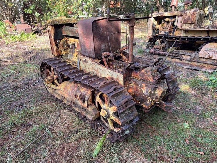 caterpillar-2-ton-crawler-image-3