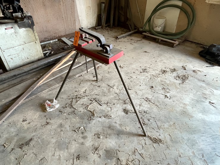 #5923-•-pipe-vise-image-6