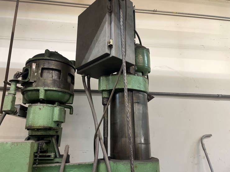 #5977-•-radial-arm-drill-press-image-6