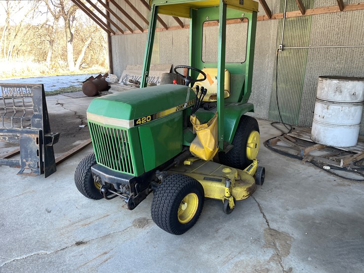 john-deere-420-image-1