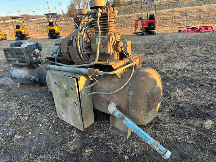 #2594-•-wayne-x62212-4sh-air-compressor-image-4