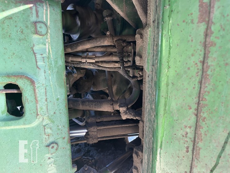 john-deere-8640-image-16