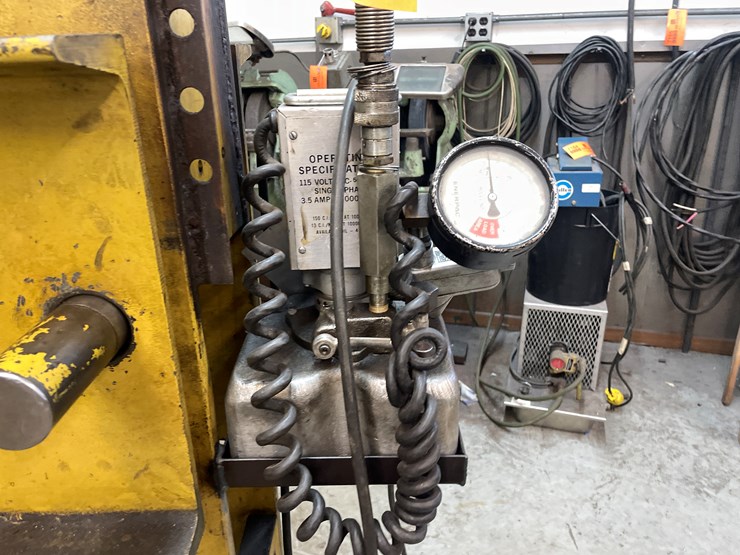 #5978-•-enerpac-hydraulic-press-image-7