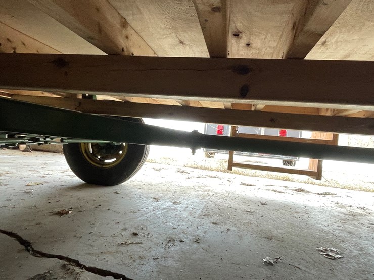 #5915-•-parade-wagon-image-23