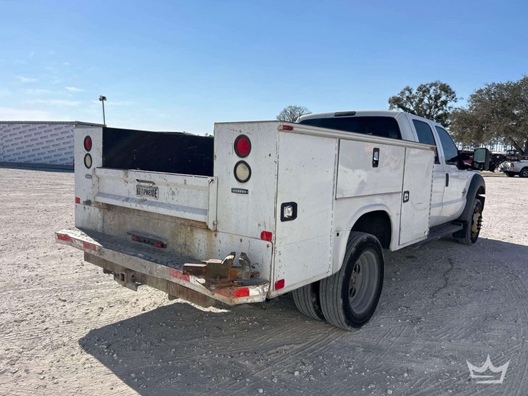 2015-ford-f550-image-3