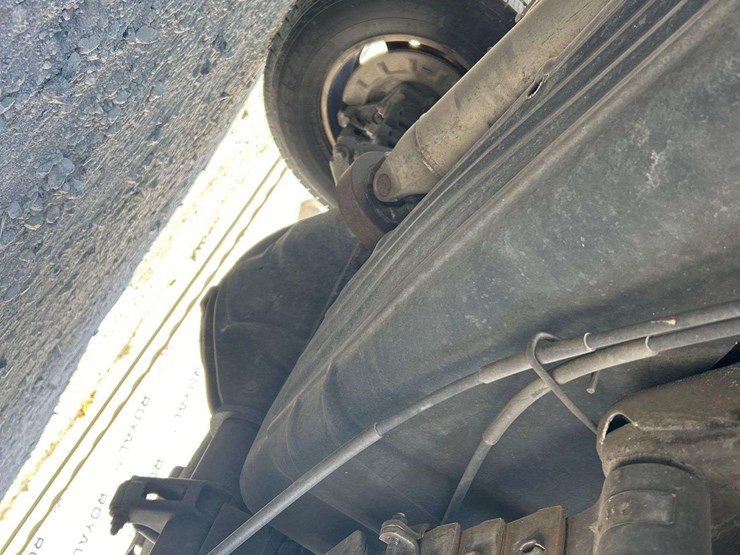 2014-chevrolet-silverado-2500hd-image-18