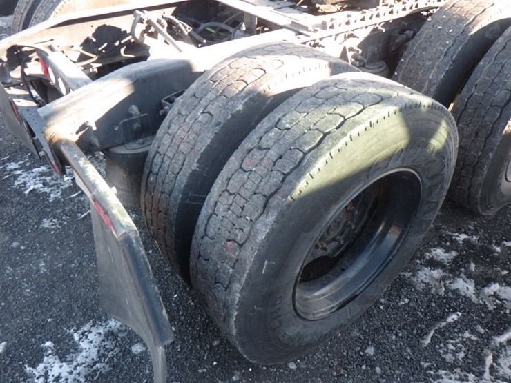 2016-international-8600-image-6