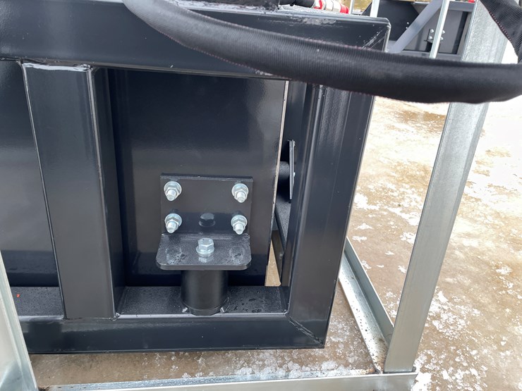 #2373-•-wolverine-screening-bucket-image-15