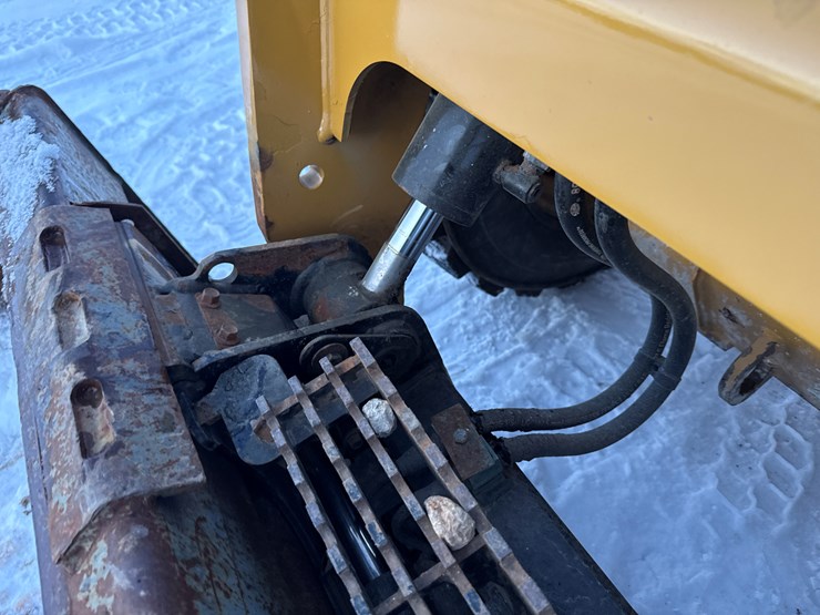 caterpillar-272d2-image-12