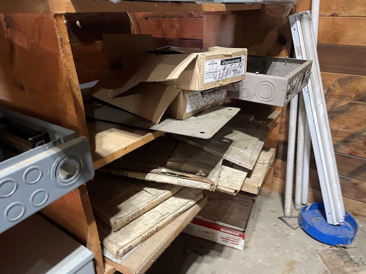 #7249-•-contents-of-(2)-shelving-units-image-9