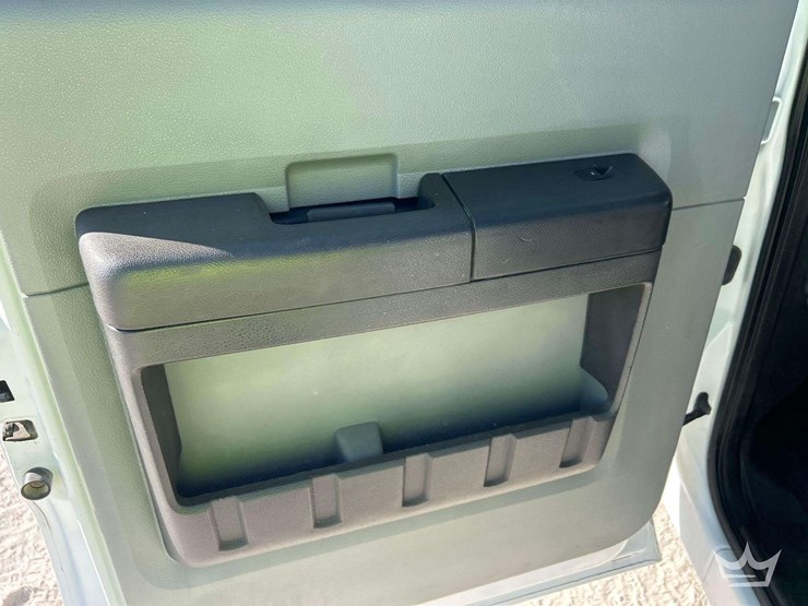 2015-ford-f350-image-21