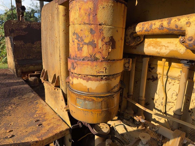 caterpillar-diesel-thirty-five-image-38