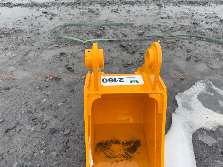 caterpillar-305-image-7