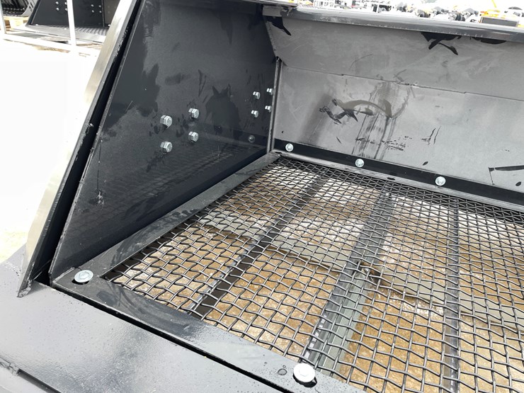 #2375-•-wolverine-screening-bucket-image-20