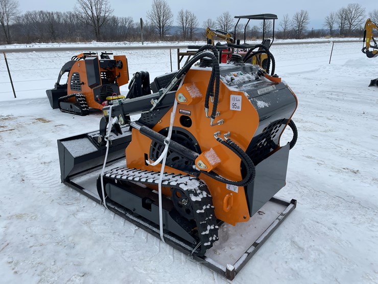 #110-•-new-ats-mini-skid-loader-image-7