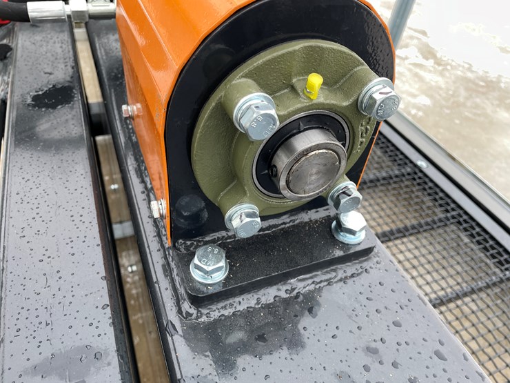 #2373-•-wolverine-screening-bucket-image-12