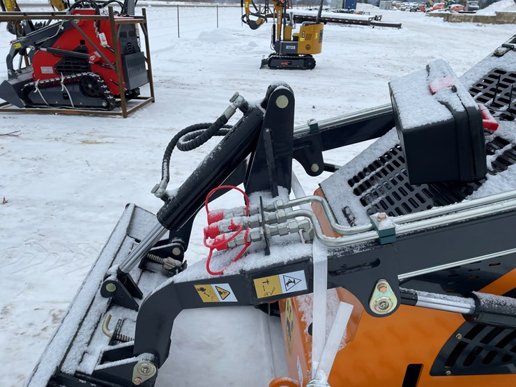 #110-•-new-ats-mini-skid-loader-image-17