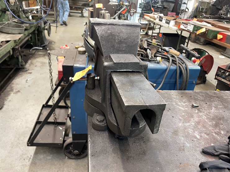 #5979-•-metal-welding-table-image-6