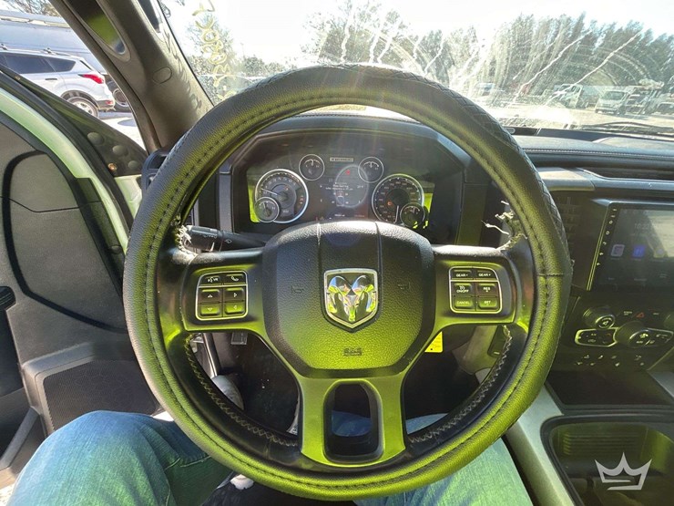 2017-dodge-1500-image-13