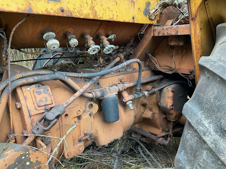 minneapolis-moline-g705-image-10