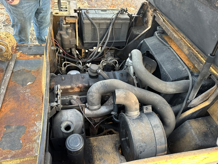 caterpillar-vc60d-image-9